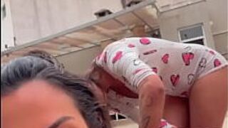 Друг меня бреет - порно видео