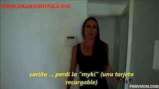 Трахаю мать перед полным испанским душем - порно видео