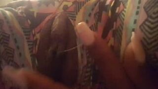 Мокрая чернокожая киска - порно видео