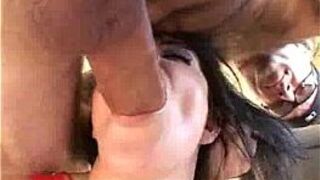 Тарин не любит ванильный секс - порно видео