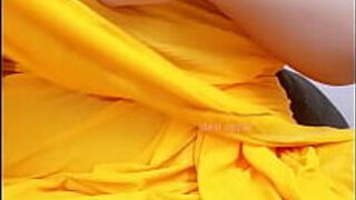 Тамильская шриланкийская девушка в сари - порно видео