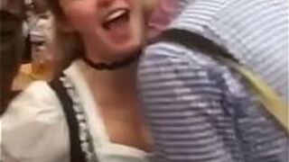 Красивые немецкие тинки из колледжа выставлены на показ - порно видео